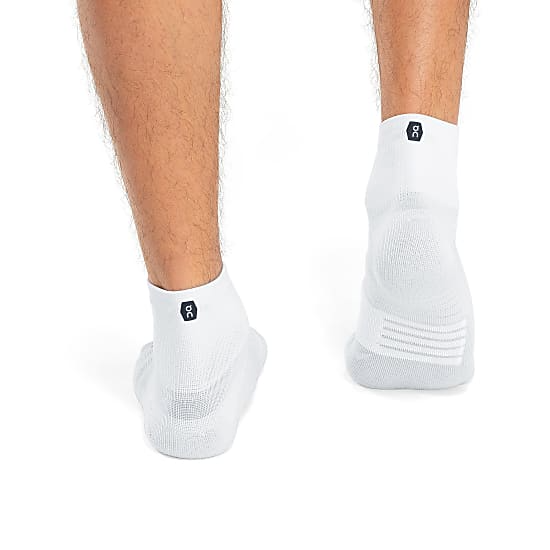 On Running Men Performance Mid Sock - White / Ivory