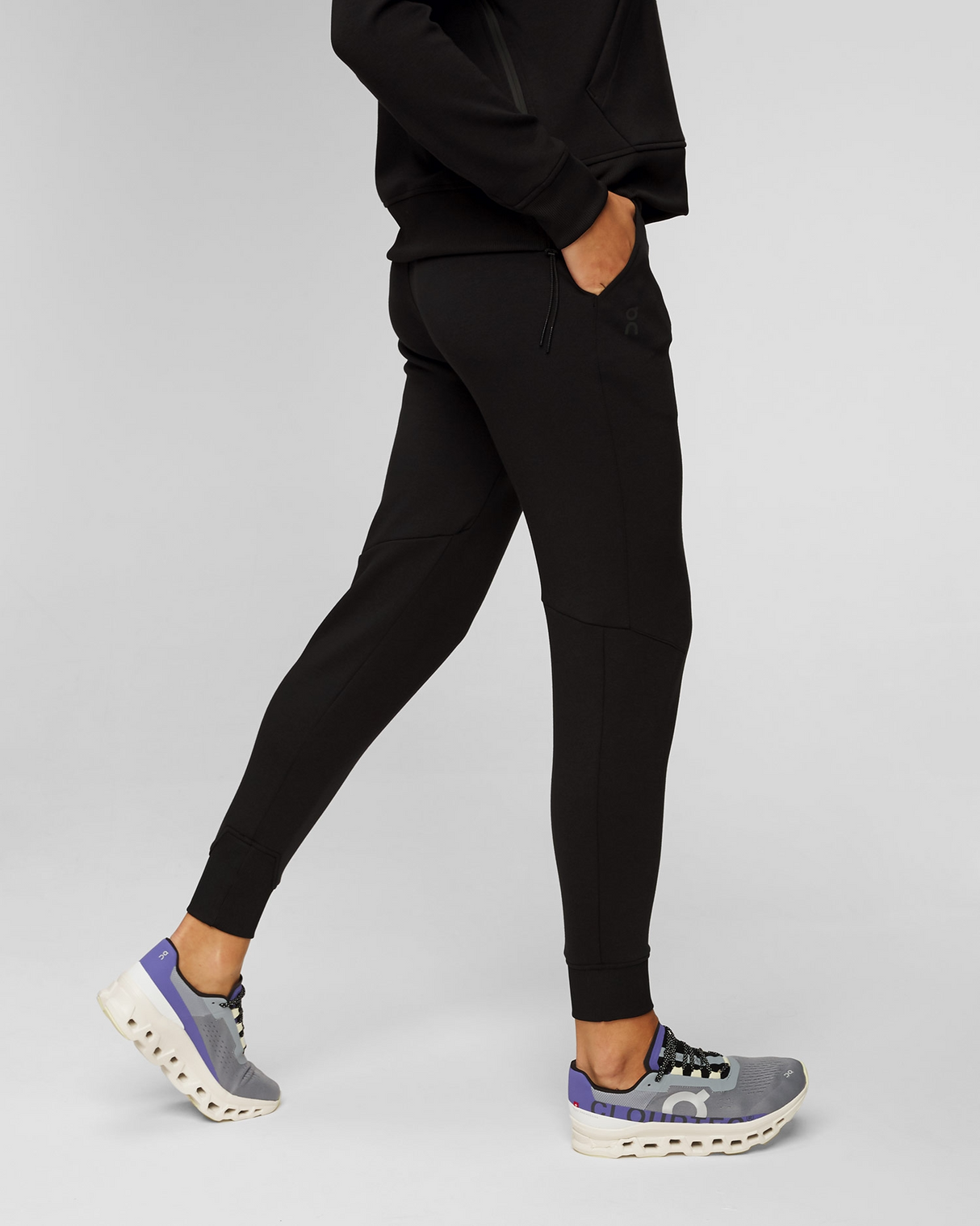 On Running Women Sweat Pants - Black