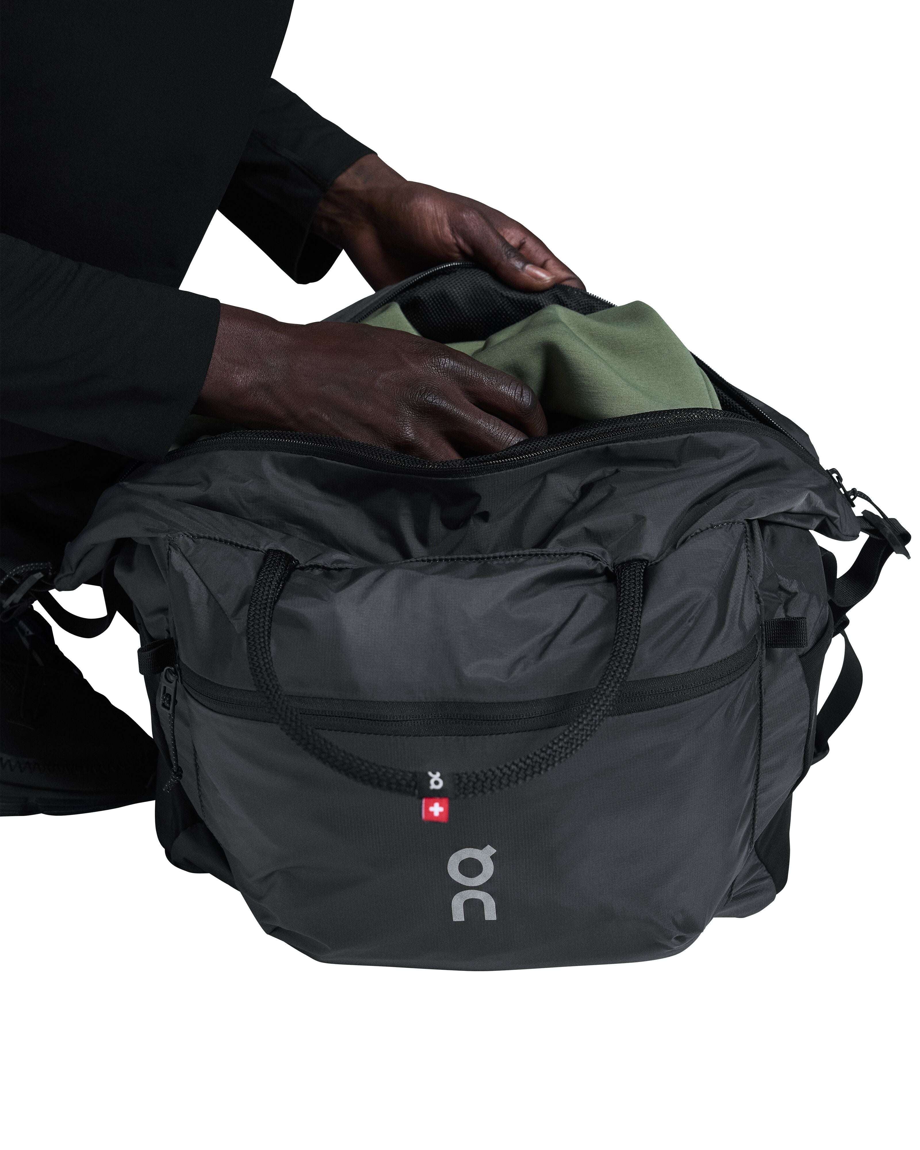 On Unisex Track Pack 35L Lite - Magnet – Running Lab Singapore