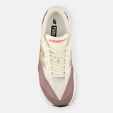 New Balance Men FuelCell Rebel V5 - Angora / Earth Shadow
