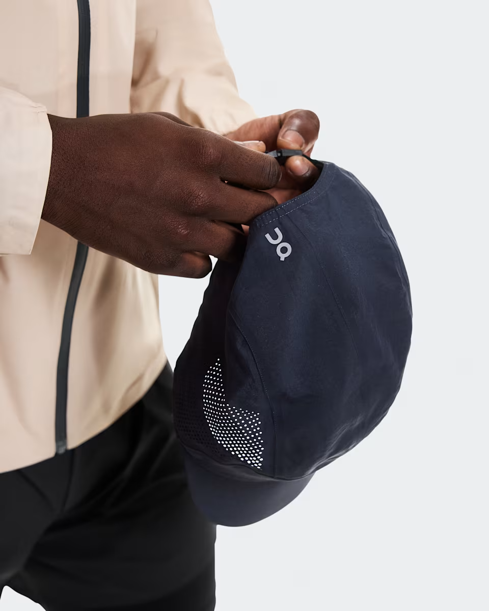 On Unisex Performance Cap - Navy