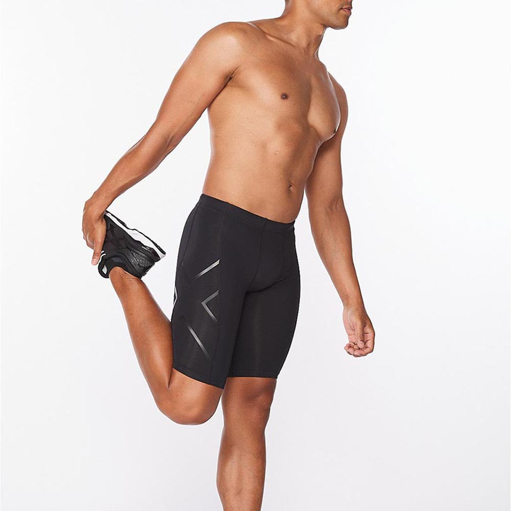 2xu men's sale elite compression shorts