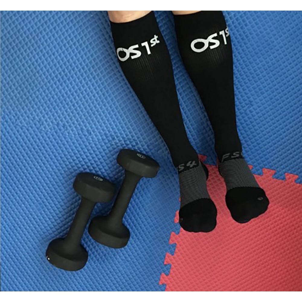 OS1st FS4+ Compression Bracing Socks - Black – Running Lab Singapore